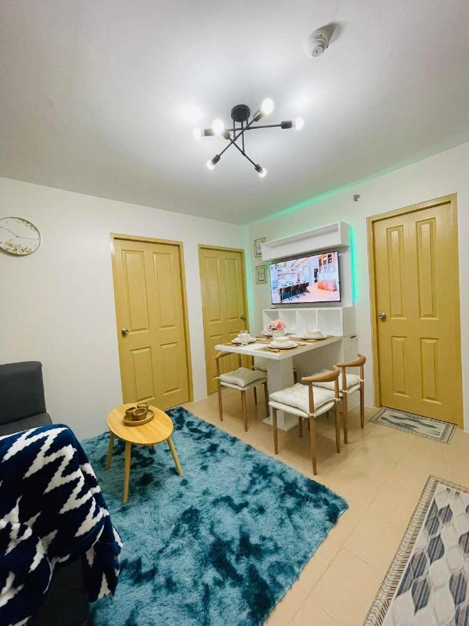 Lovely 2 Bedroom Condo Unit Iloilo Extérieur photo